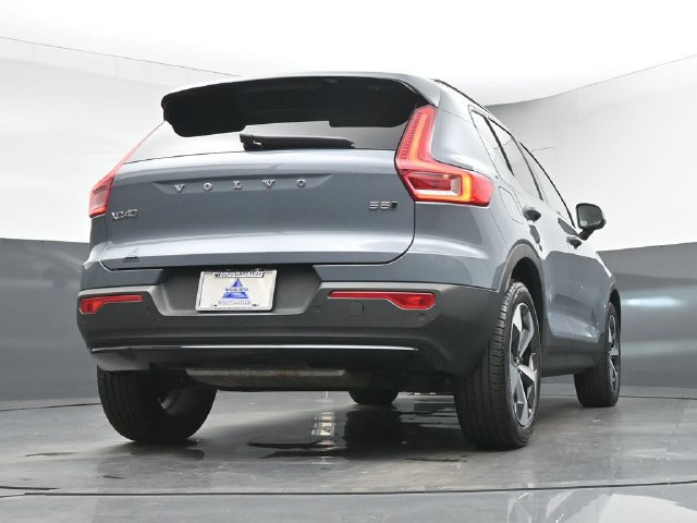 Used 2023 Volvo XC40 B5 Plus w/ Protection Package Premier AWD/4WD image 41