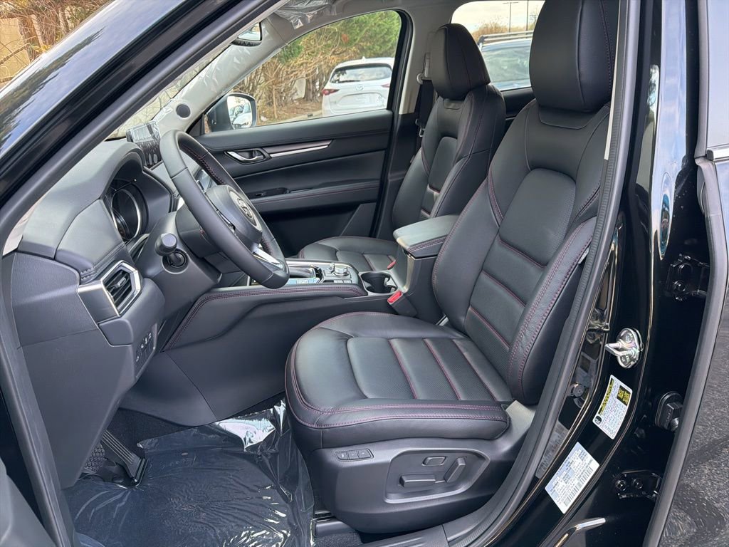 New 2025 MAZDA CX-5 Carbon Edition image 14