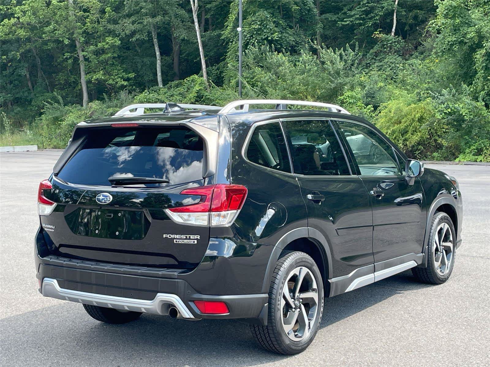 Certified 2023 Subaru Forester Touring AWD/4WD image 5
