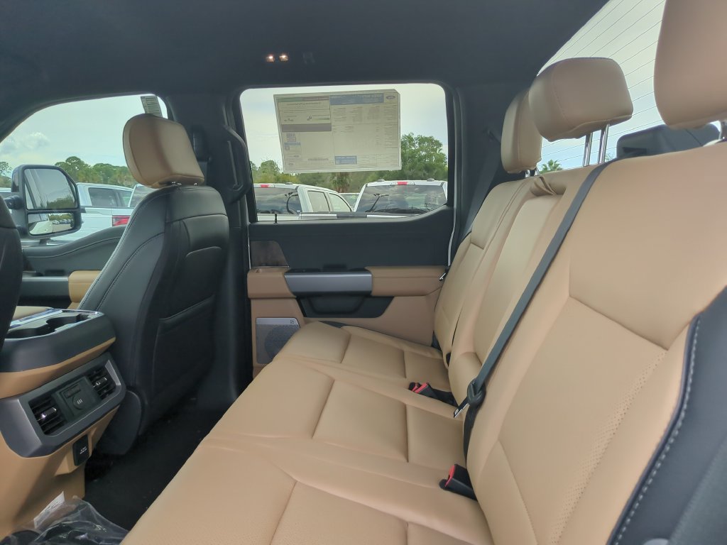 New 2027 Ford F350 Lariat w/ Black Appearance Package AWD/4WD image 18