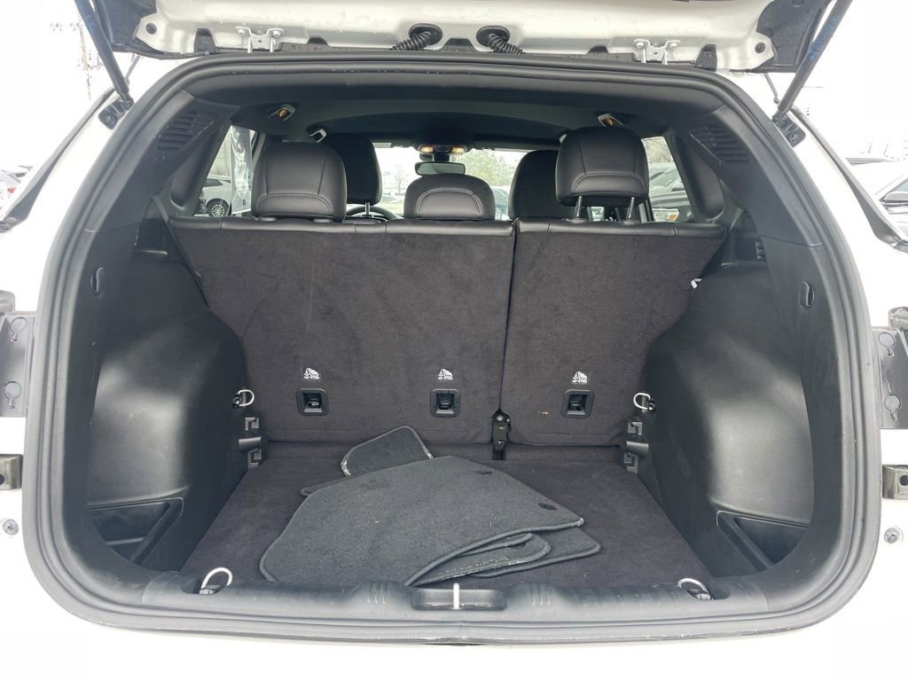 Used 2024 Jeep Compass Limited image 34