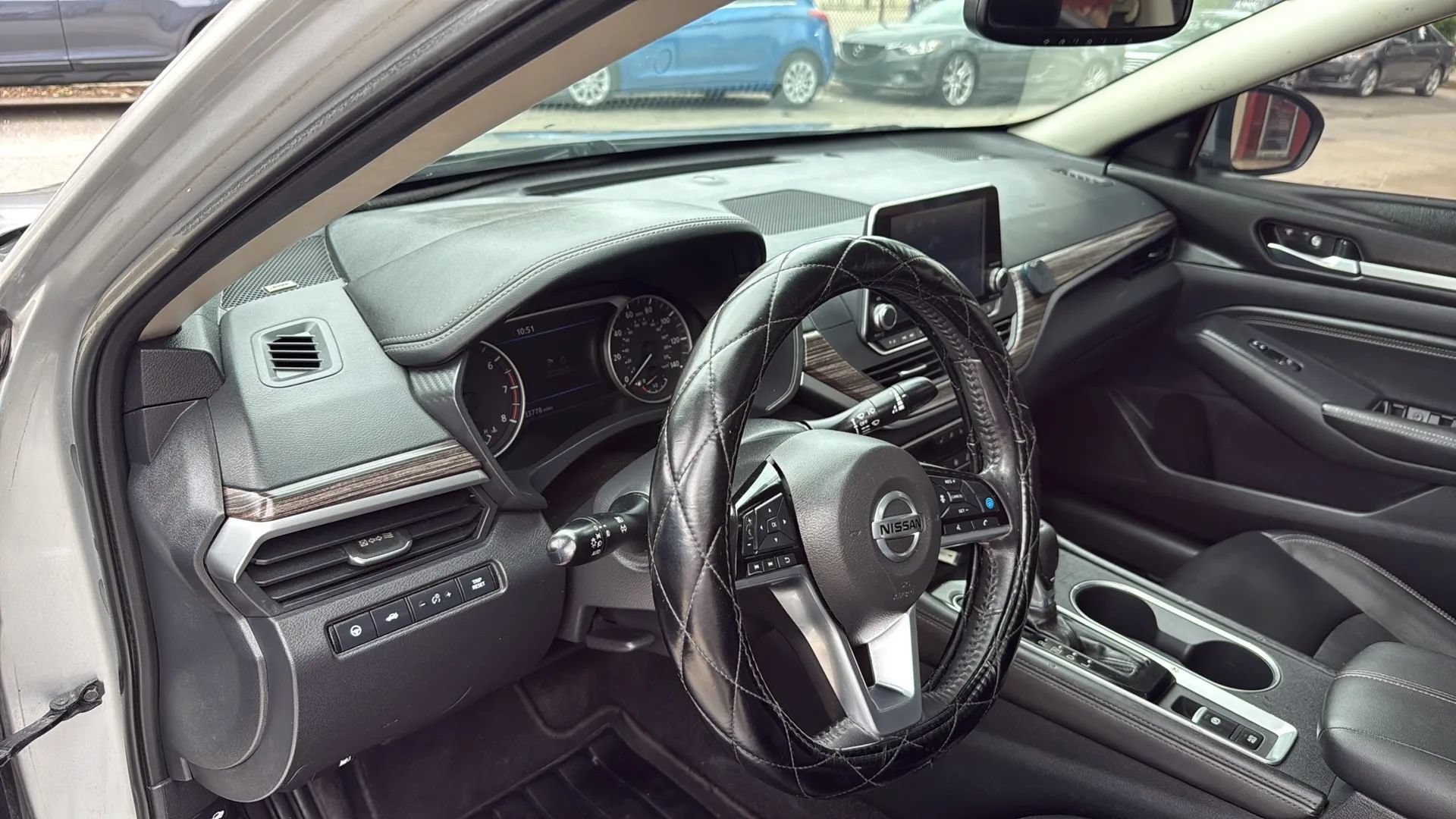 Used 2019 Nissan Altima 2.5 SL FWD image 13
