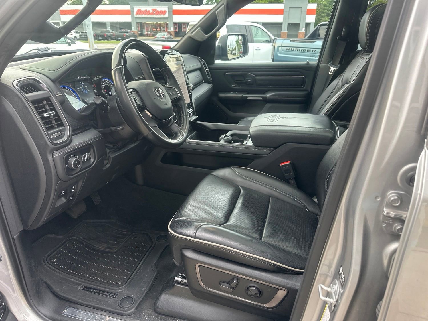 Used 2022 RAM 1500 Limited w/ Body Color Bumper Group AWD/4WD image 22