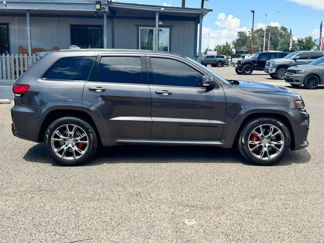 Used 2018 Jeep Grand Cherokee SRT AWD/4WD image 8