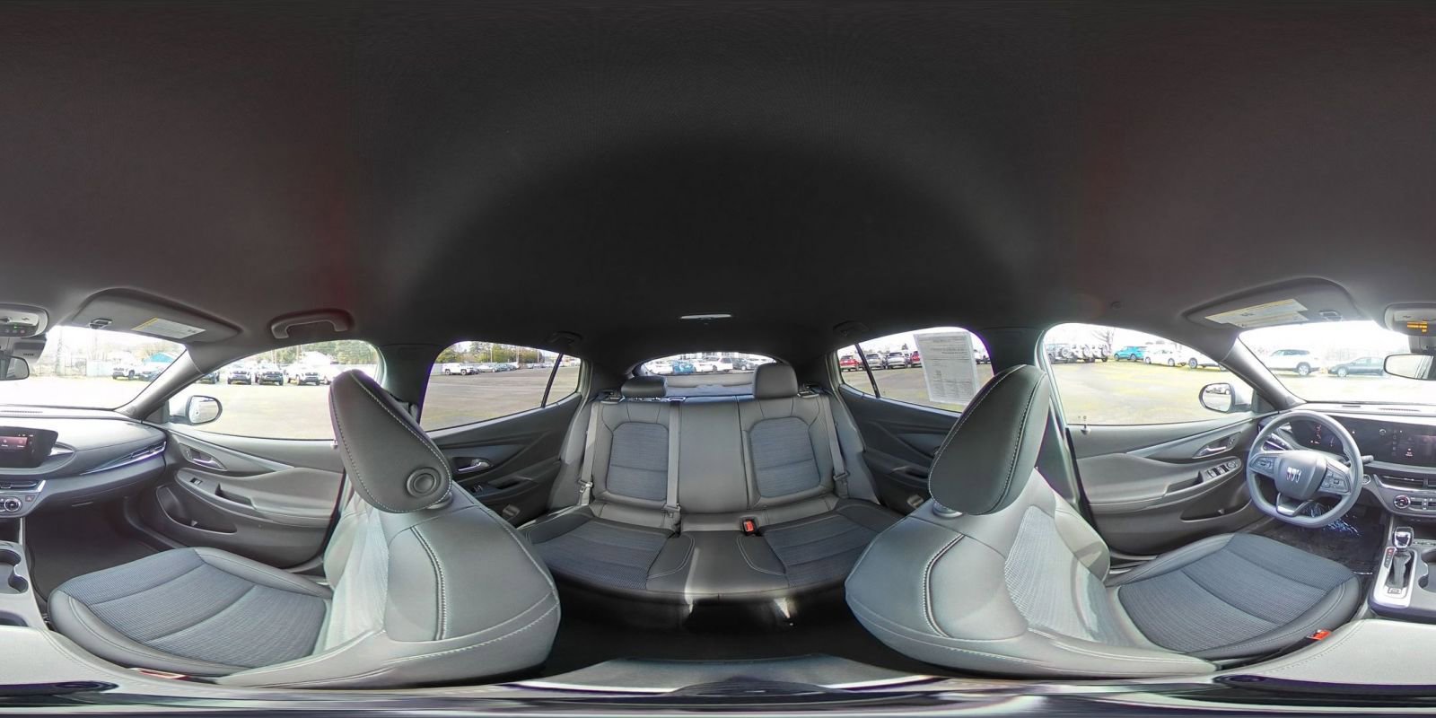 Used 2025 Buick Envista Preferred image 41