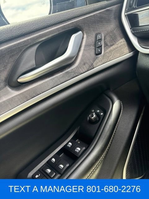 Used 2024 Jeep Grand Cherokee Limited AWD/4WD image 22