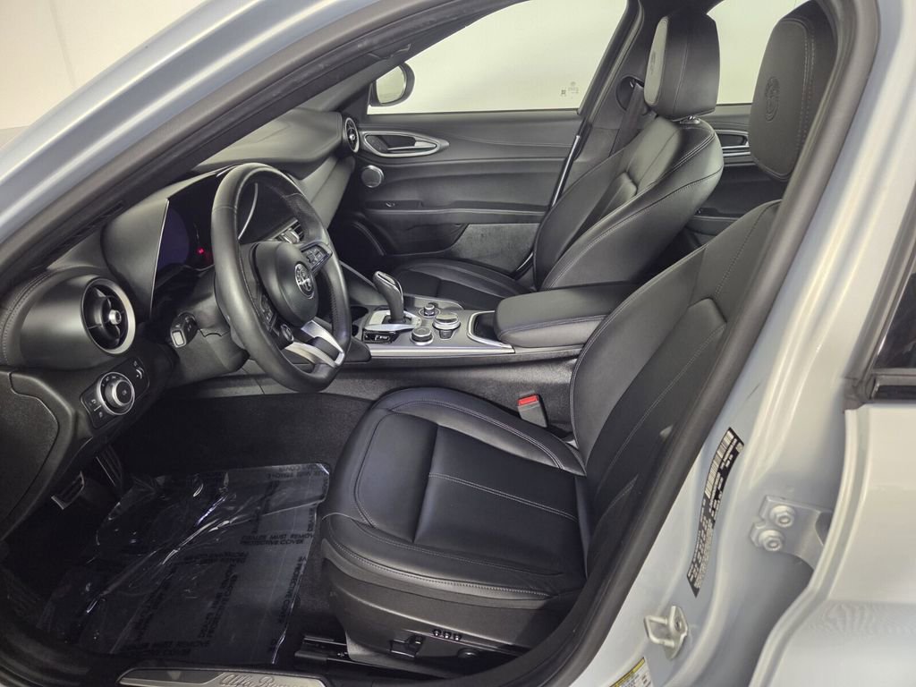Used 2024 Alfa Romeo Giulia Ti image 29