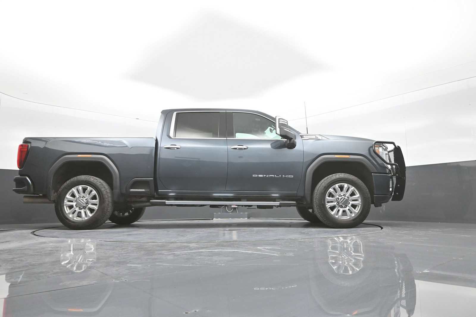 Used 2020 GMC Sierra 2500 Denali w/ Denali Ultimate Package AWD/4WD image 42