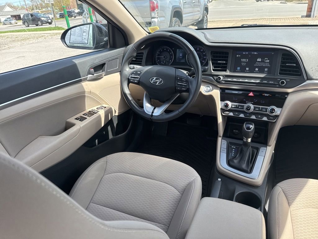 Used 2020 Hyundai Elantra Value Edition w/ Winter Weather Package FWD image 11
