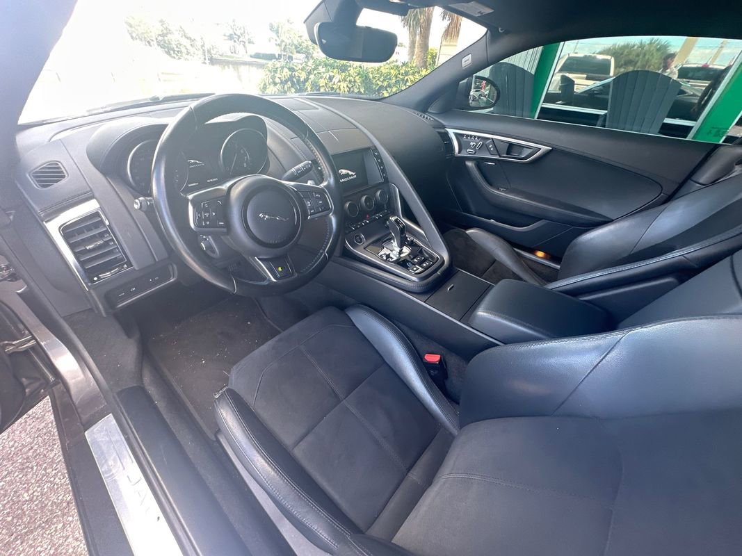 Used 2018 Jaguar F-TYPE Coupe image 12