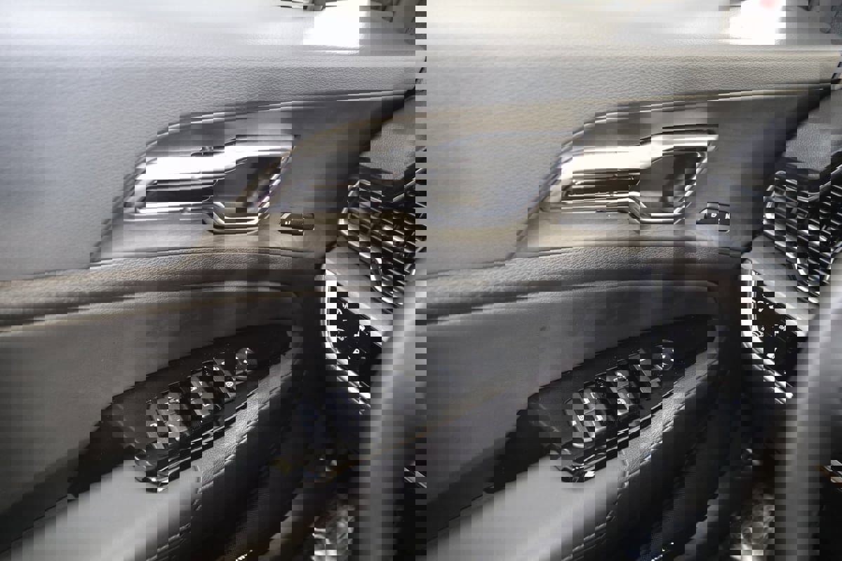 Used 2024 Kia Sportage X-Line Prestige image 32