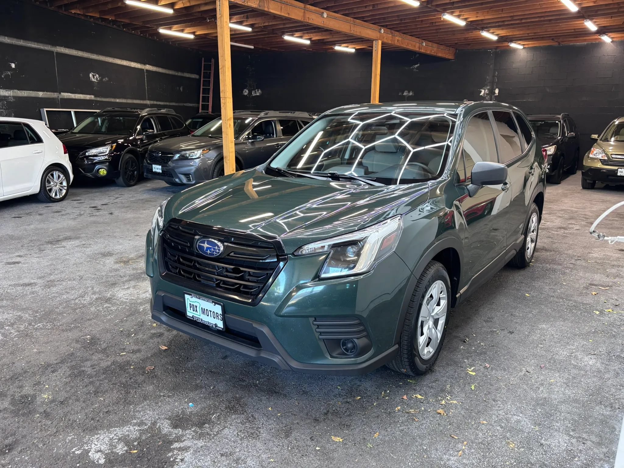 Used 2023 Subaru Forester AWD/4WD image 3
