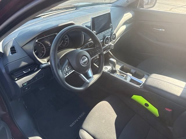 Used 2025 Nissan Sentra SV FWD image 23