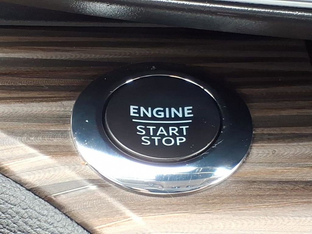 Certified 2022 Ford Explorer Limited w/ Equipment Group 301A image 21