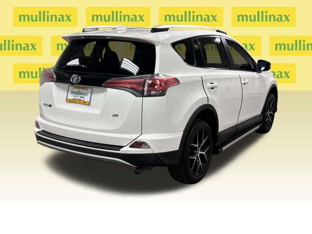 Used 2016 Toyota RAV4 SE image 19