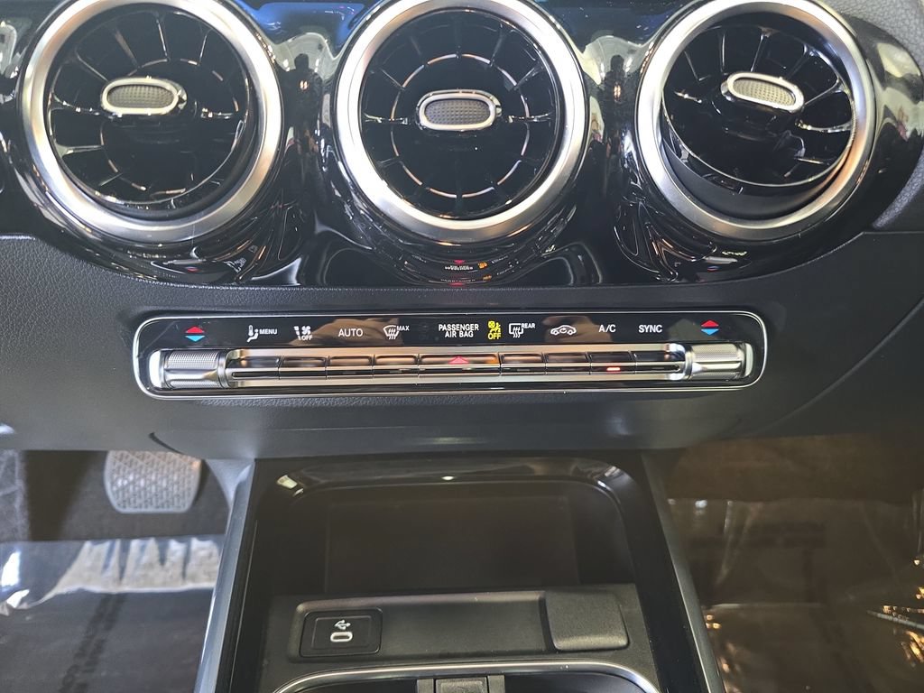 Certified 2026 Mercedes-Benz GLA 250 image 25