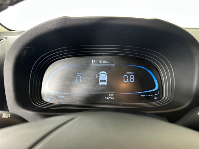 Certified 2023 Hyundai Venue SEL image 17