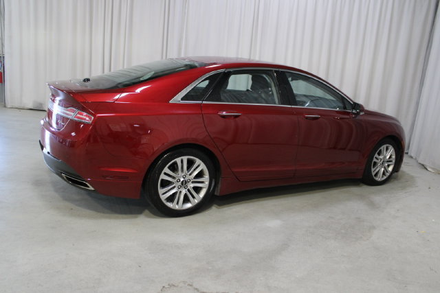 Used 2016 Lincoln MKZ w/ Equipment Group 300A Reserve FWD image 31