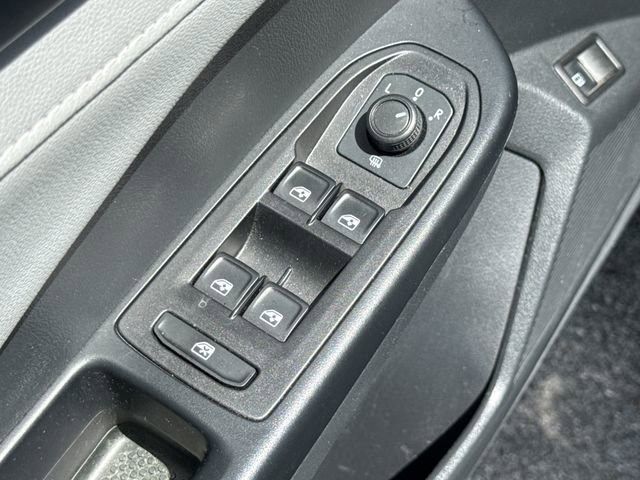 Used 2023 Volkswagen Taos SE AWD/4WD image 24