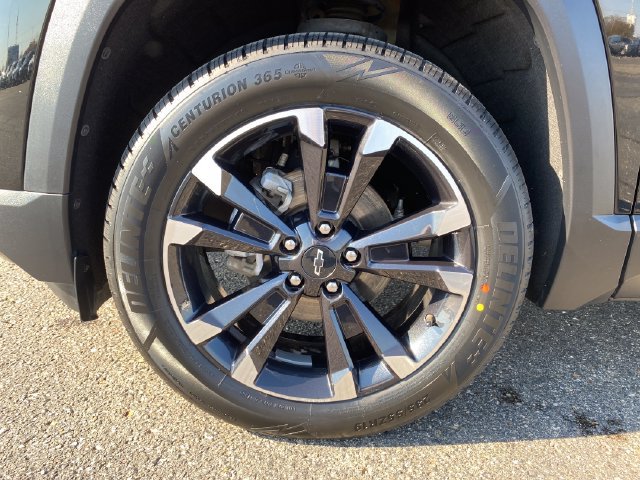 Certified 2025 Chevrolet Equinox RS w/ Safety and Technology Package AWD/4WD image 24
