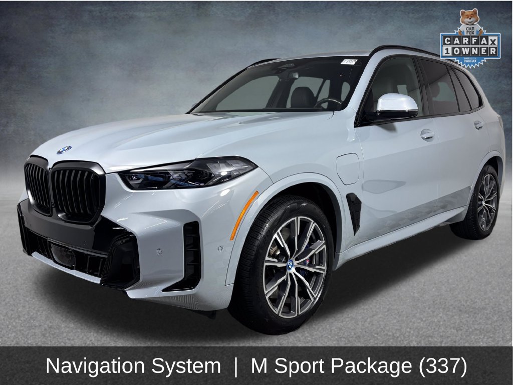 Used 2025 BMW X5 xDrive50e w/ Executive Package AWD/4WD image 3