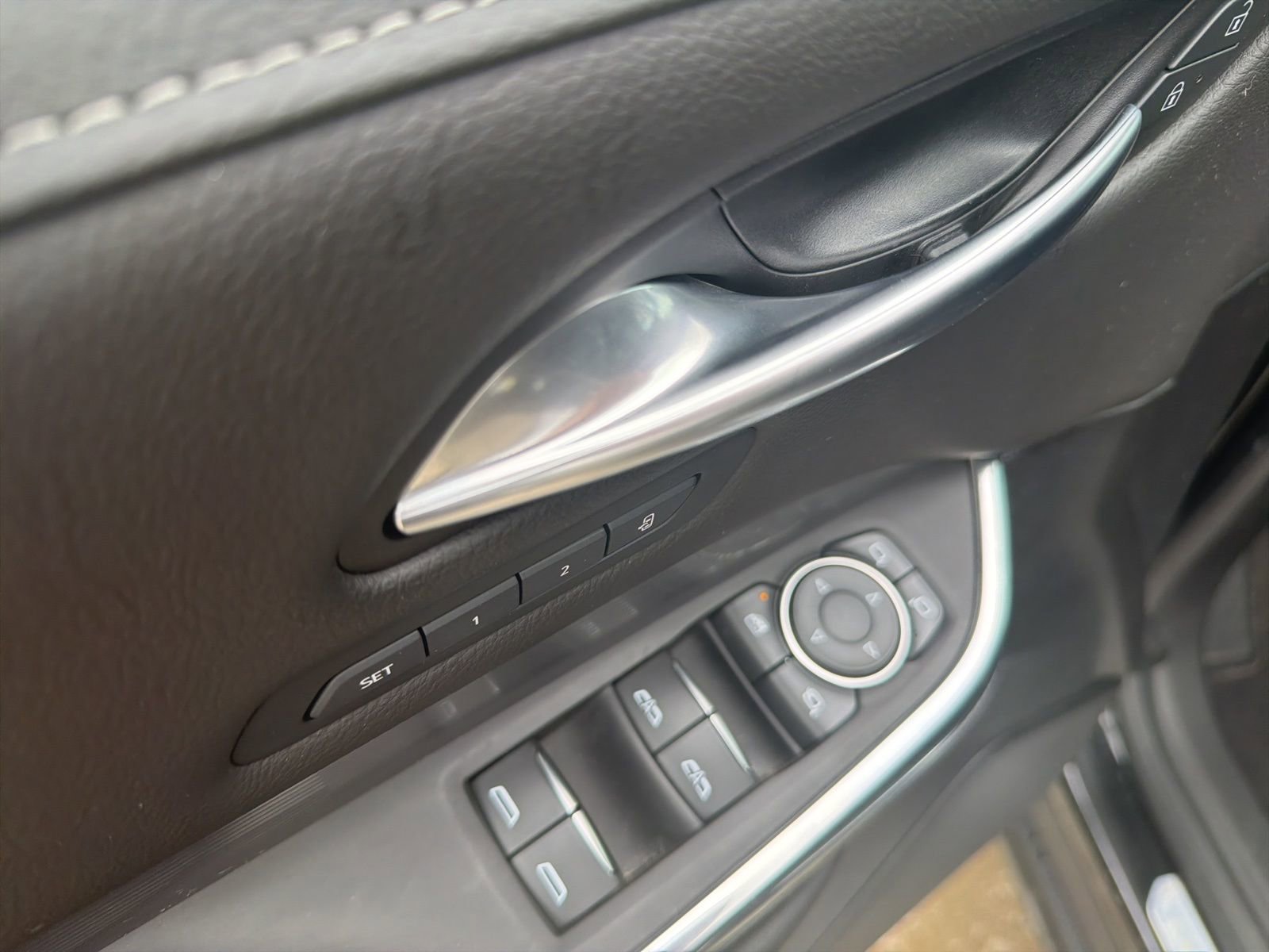 Used 2024 Cadillac XT4 Premium Luxury w/ Cold Weather Package image 11