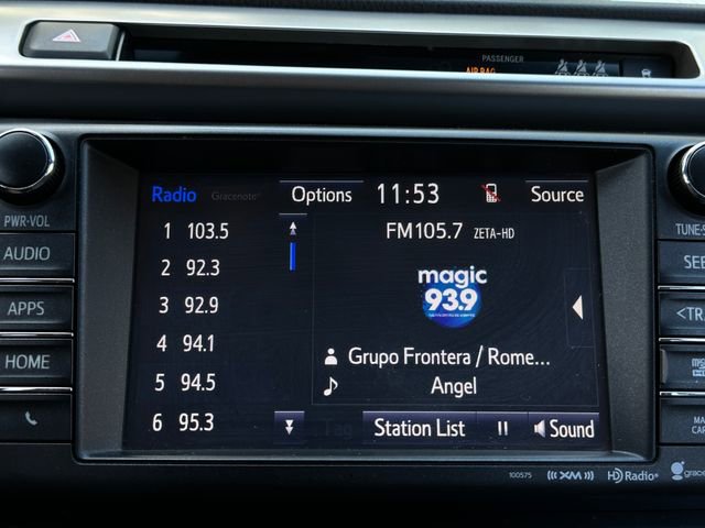 Used 2018 Toyota RAV4 Limited image 23