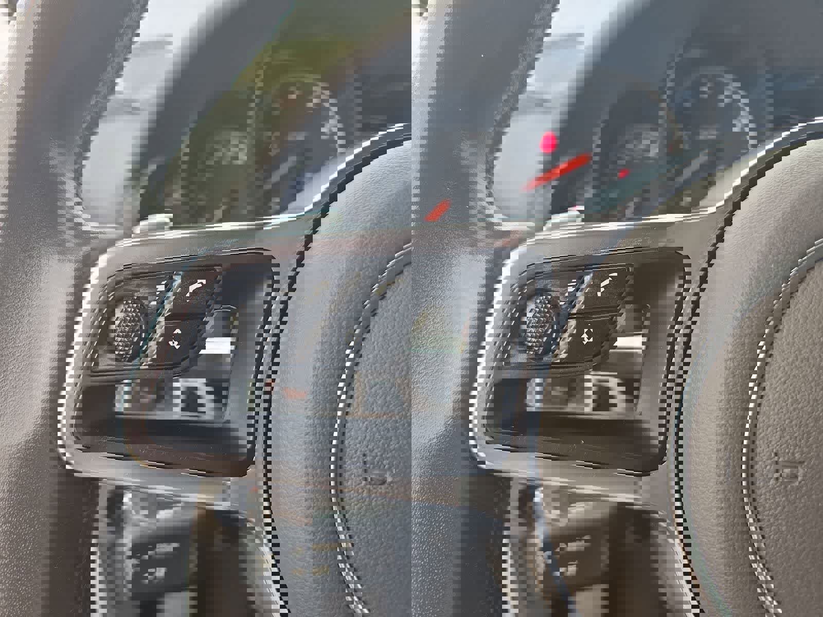 Used 2017 Porsche Cayenne image 24