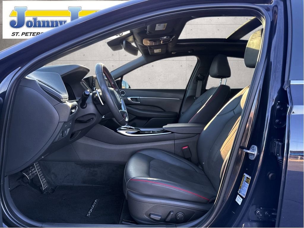 Used 2023 Hyundai Sonata SEL Plus w/ Cargo Package image 10