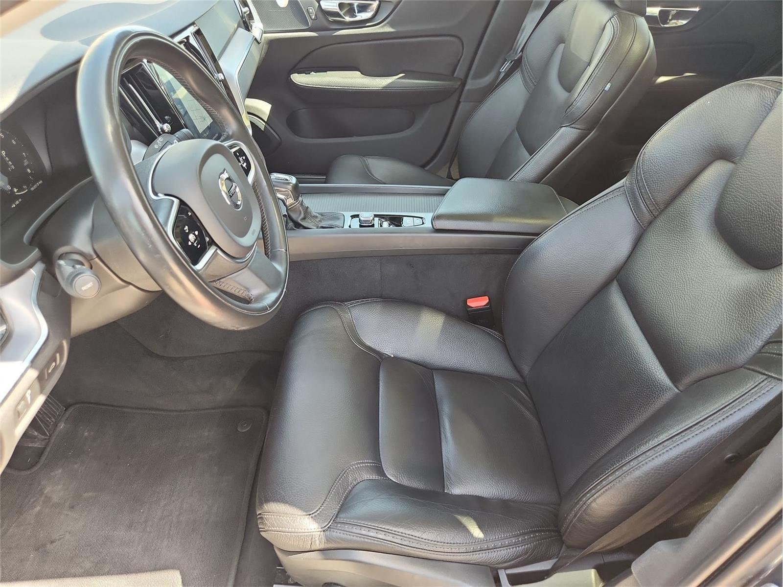 Used 2020 Volvo V60 T5 Cross Country AWD/4WD image 20