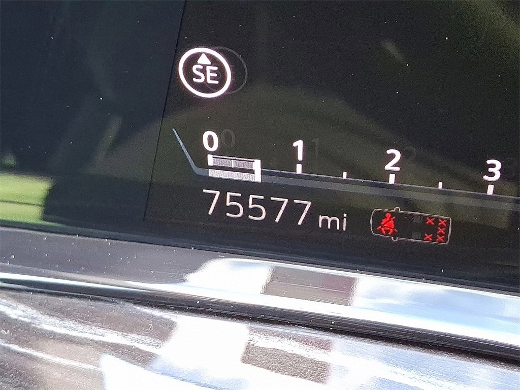 Used 2021 Cadillac Escalade ESV Sport w/ LPO, ONYX Package image 23