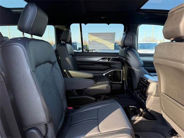 New 2025 Jeep Wagoneer L Series III image 12