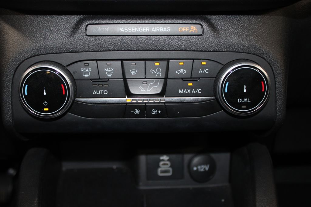 Used 2025 Ford Escape ST-Line AWD/4WD image 27