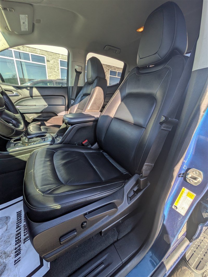 Used 2019 Chevrolet Colorado Z71 AWD/4WD image 18