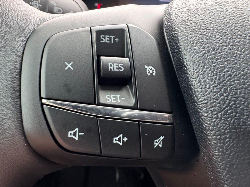 Used 2025 Ford Maverick XLT w/ XLT Luxury Package AWD/4WD image 18