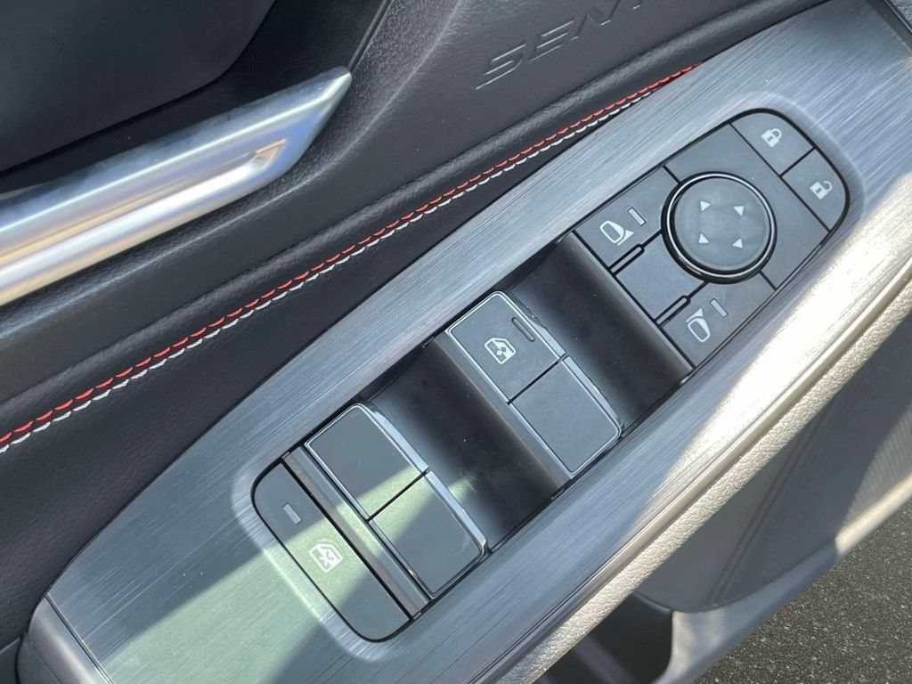 New 2026 Nissan Sentra SR w/ SR Premium Package FWD image 18