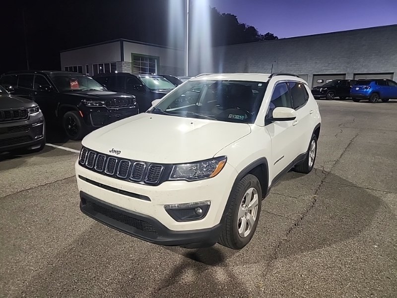 Used 2021 Jeep Compass Latitude w/ Convenience Group AWD/4WD image 3