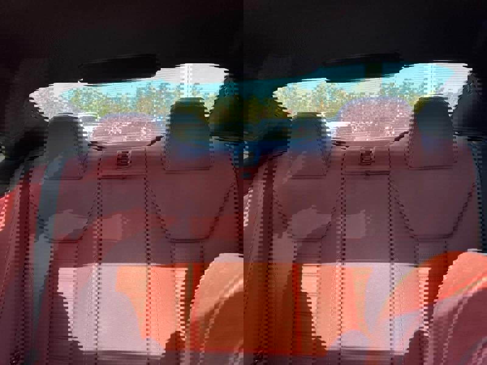 Used 2023 BMW 430i Coupe w/ Premium Package image 7