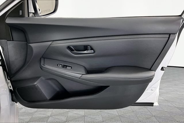 Used 2025 Nissan Sentra S FWD image 26