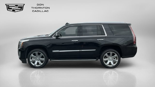 Used 2020 Cadillac Escalade Premium Luxury AWD/4WD image 2