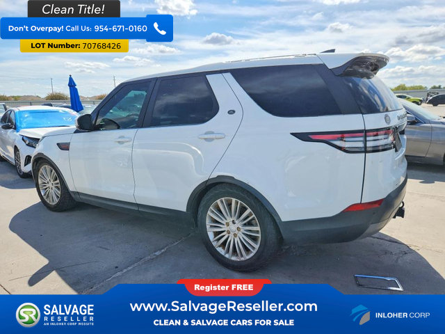 Used 2018 Land Rover Discovery SE AWD/4WD image 3