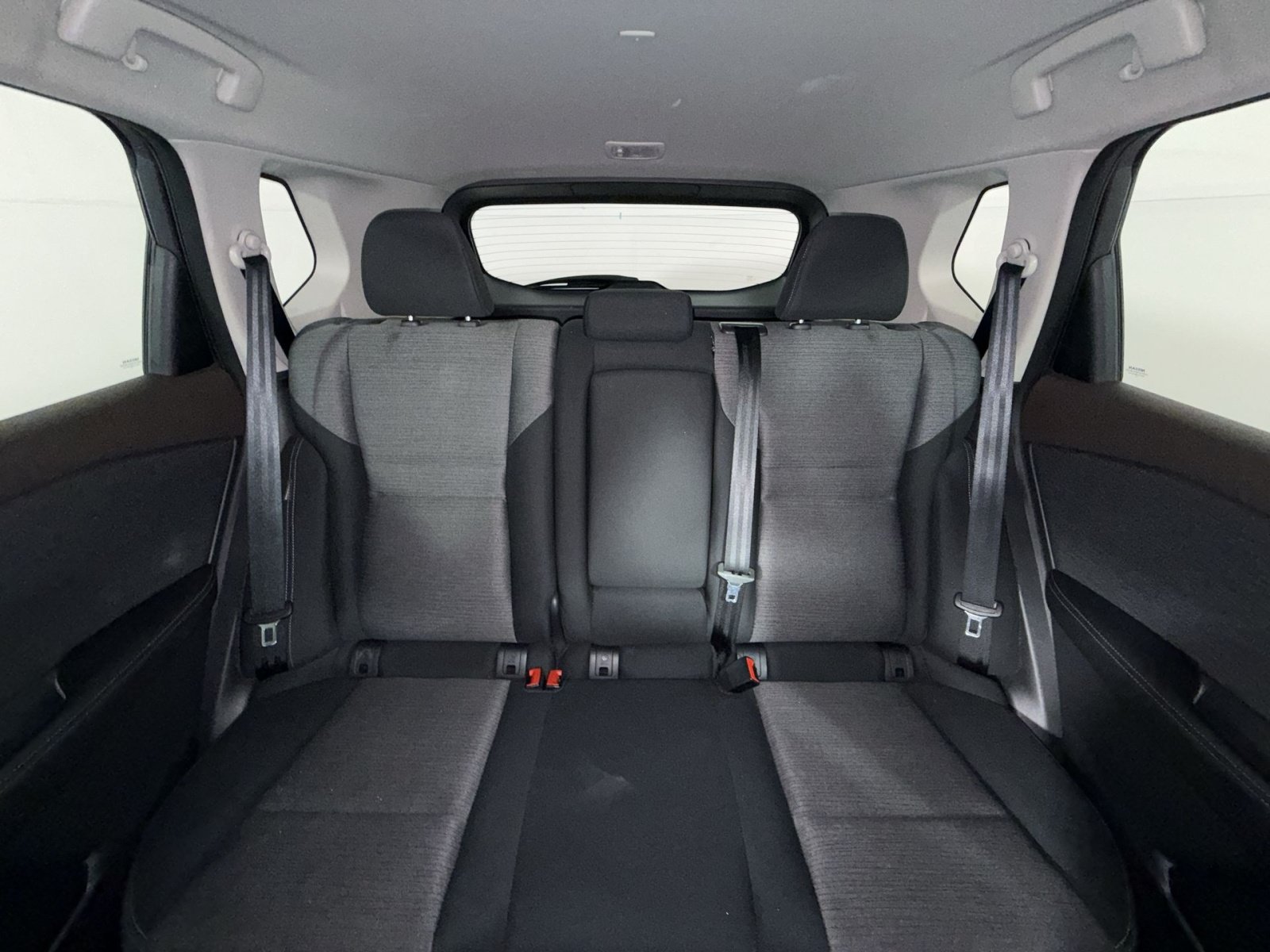 Used 2023 Nissan Rogue SV FWD image 23