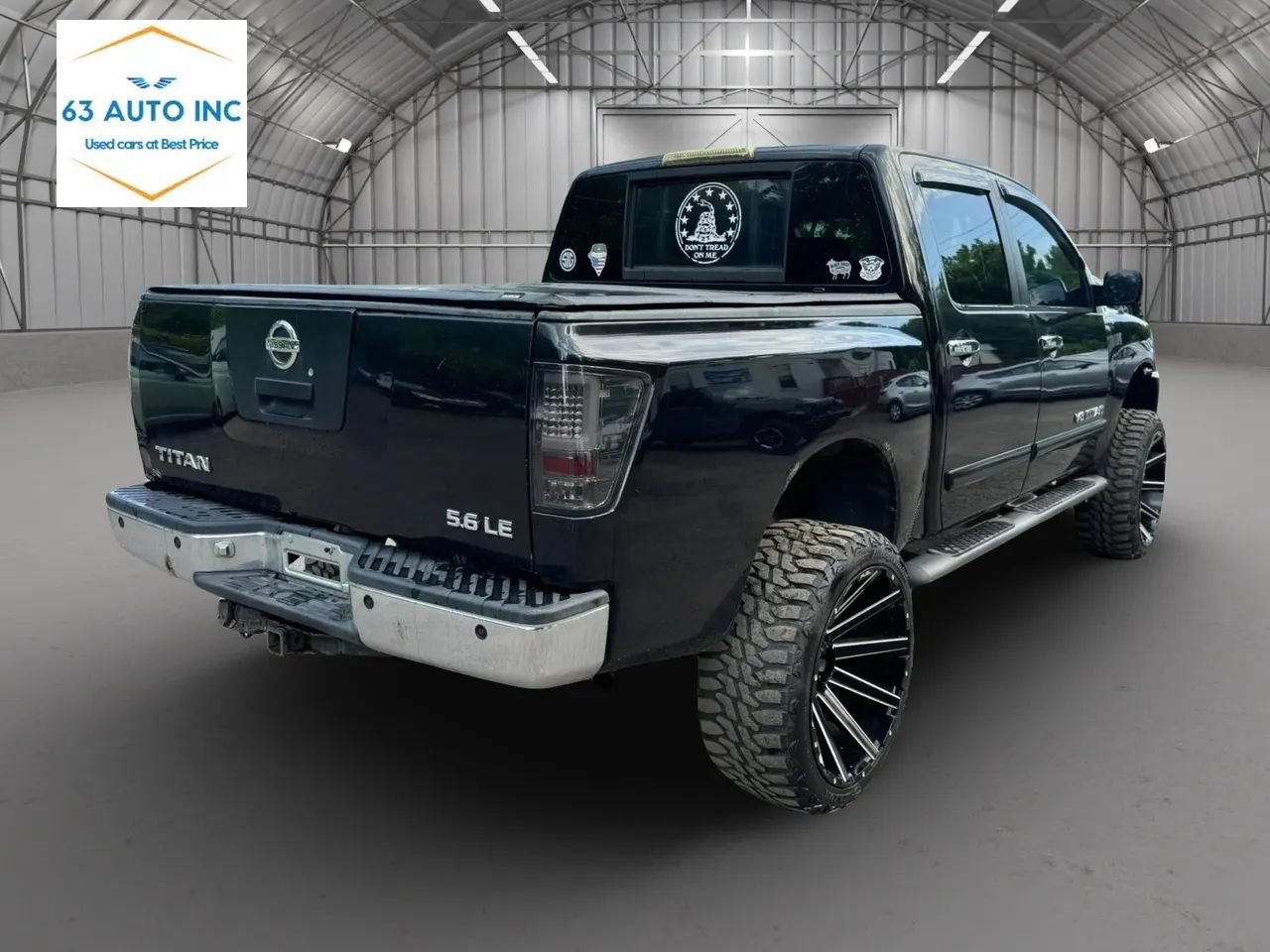 Used 2005 Nissan Titan LE AWD/4WD image 5