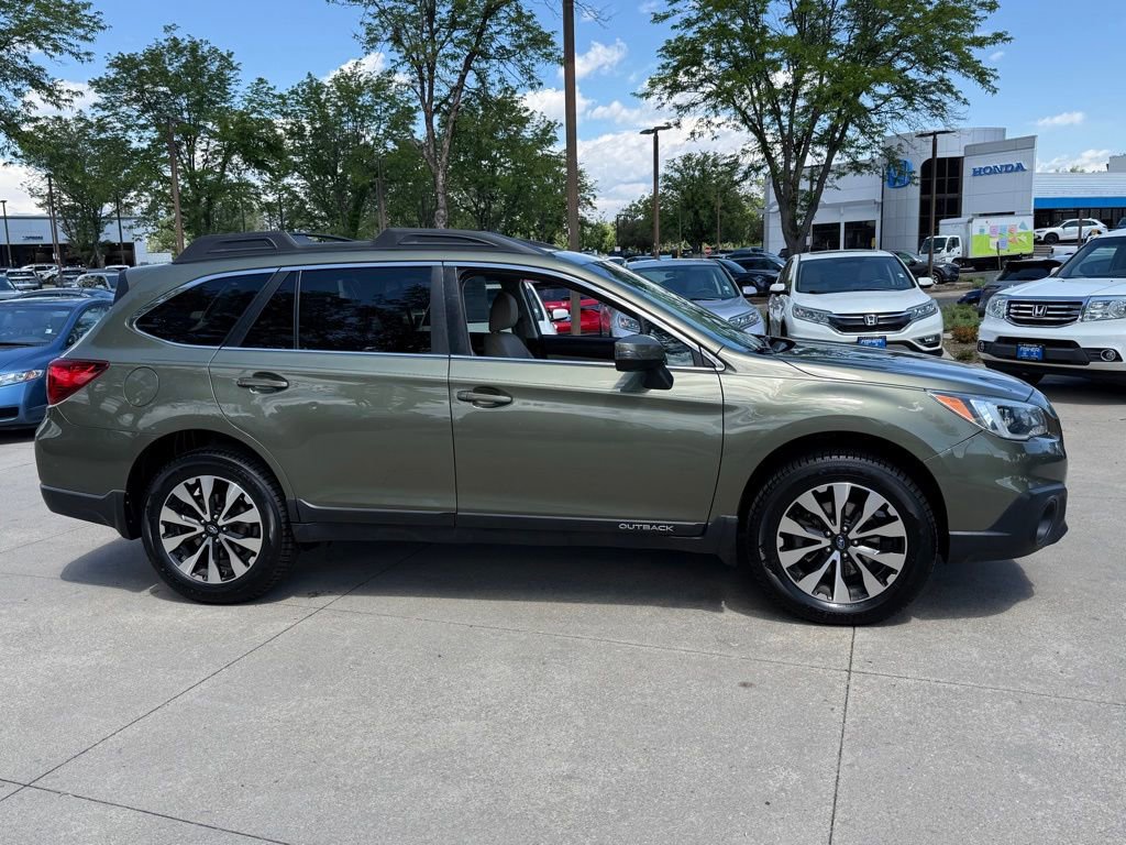 Used 2017 Subaru Outback 2.5i Limited w/ Popular Package #5 AWD/4WD image 3
