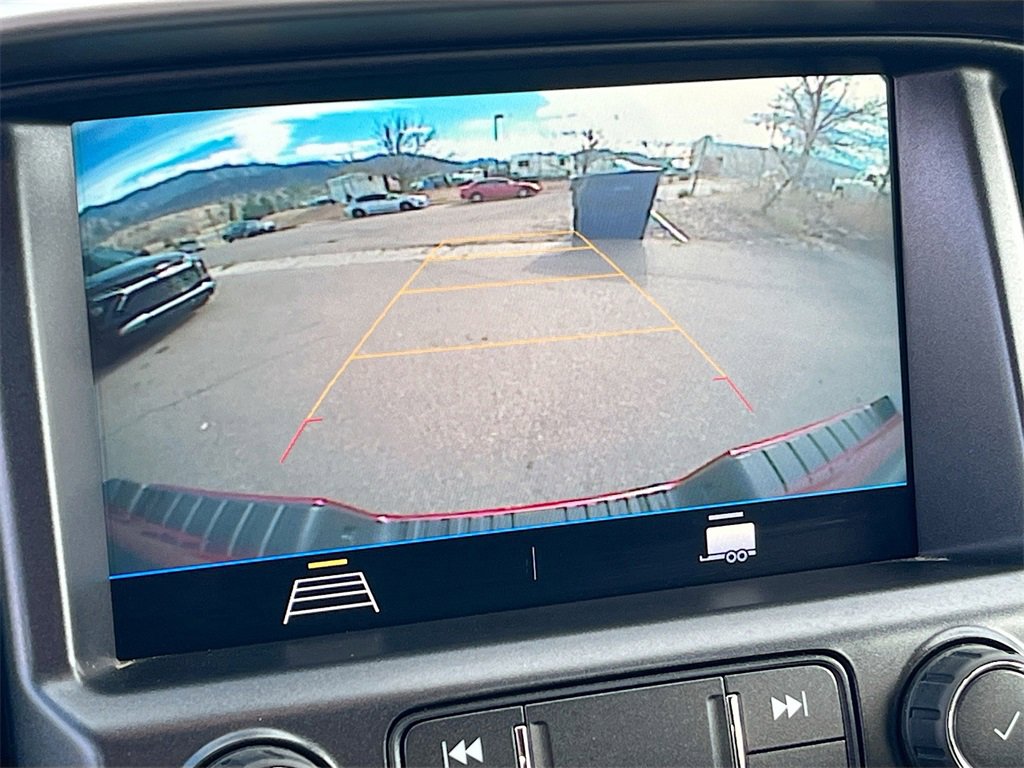 Used 2021 Chevrolet Colorado LT w/ LT Convenience Package image 13