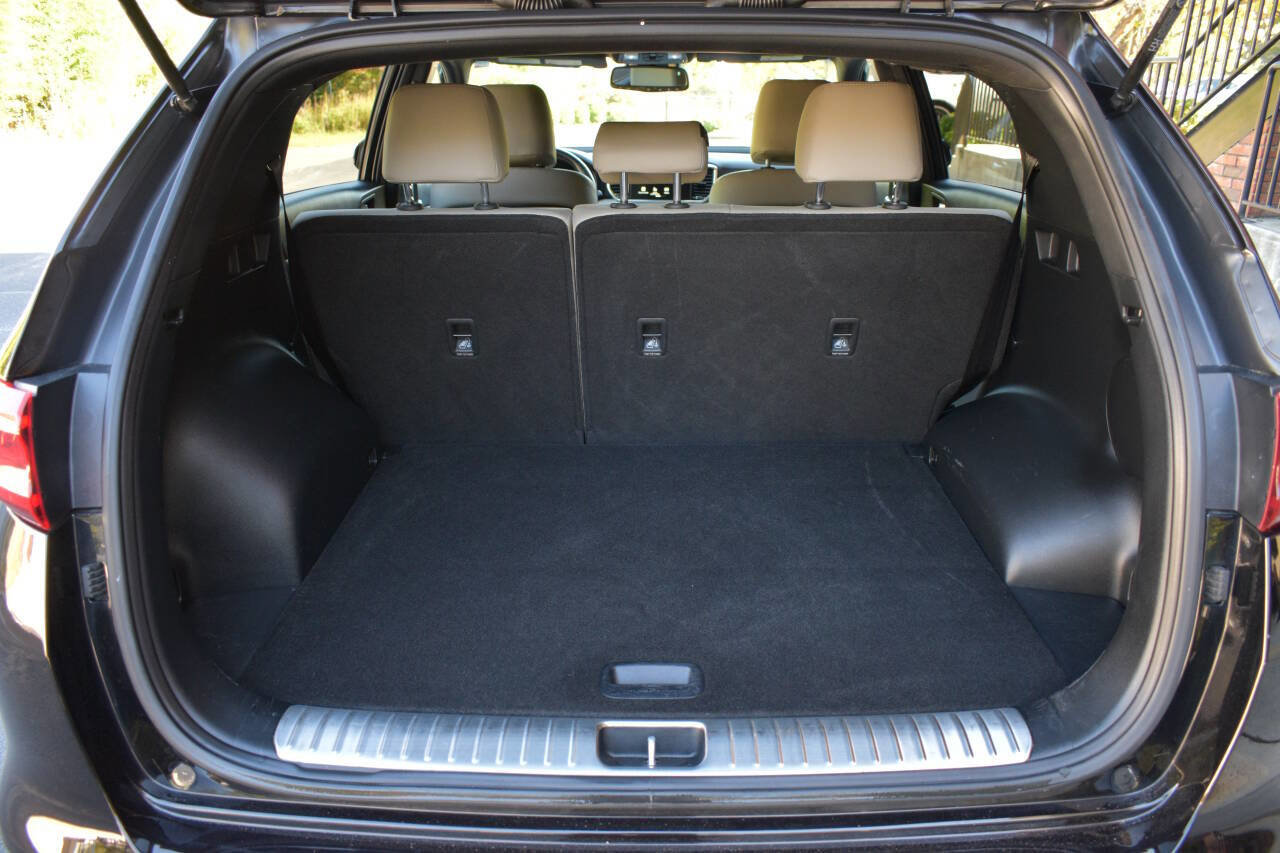 Used 2022 Kia Sportage Nightfall Edition w/ Nighfall AWD Premium Package image 10