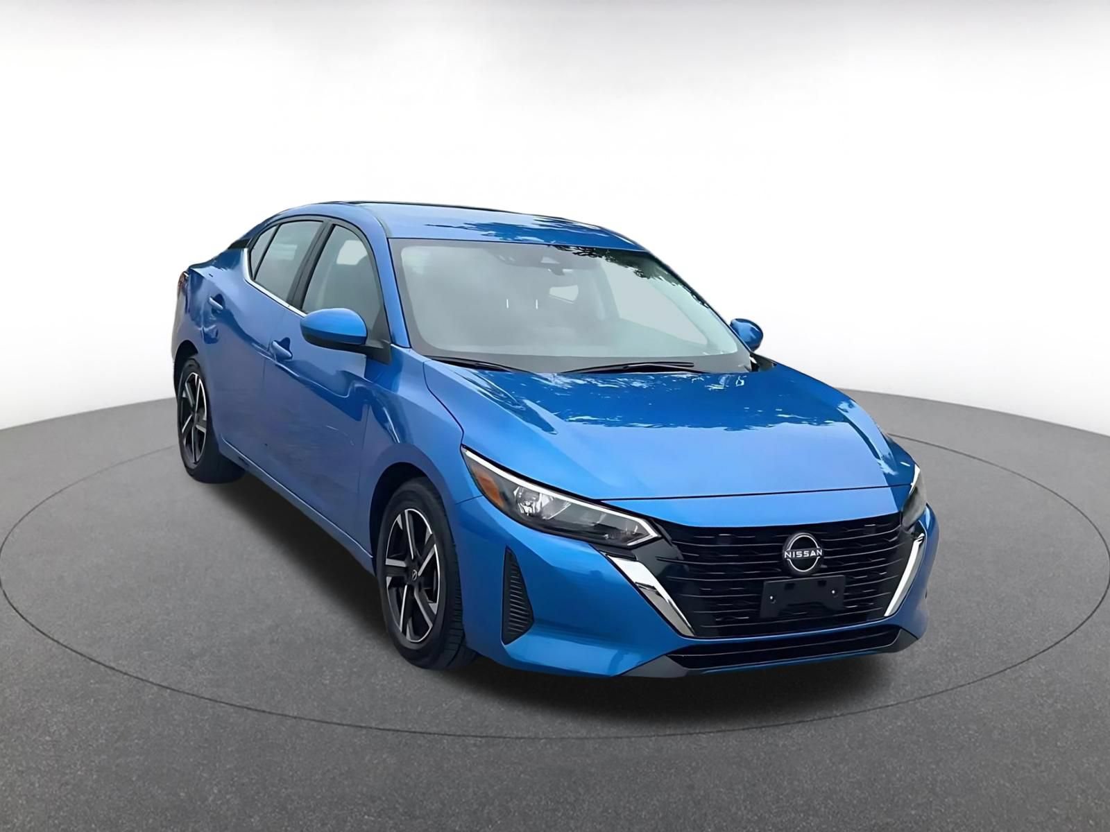 Used 2025 Nissan Sentra SV FWD image 3