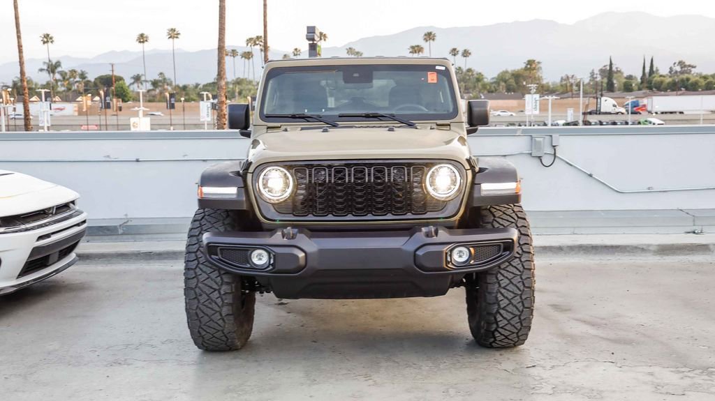 Used 2025 Jeep Wrangler Sport image 3