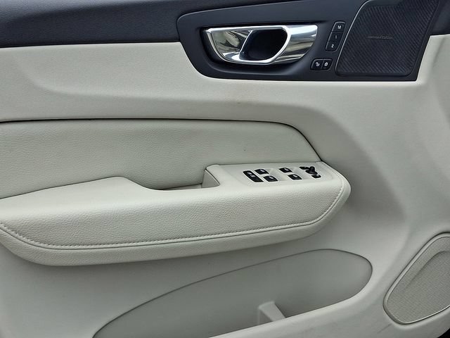 Used 2020 Volvo XC60 T5 Inscription AWD/4WD image 19