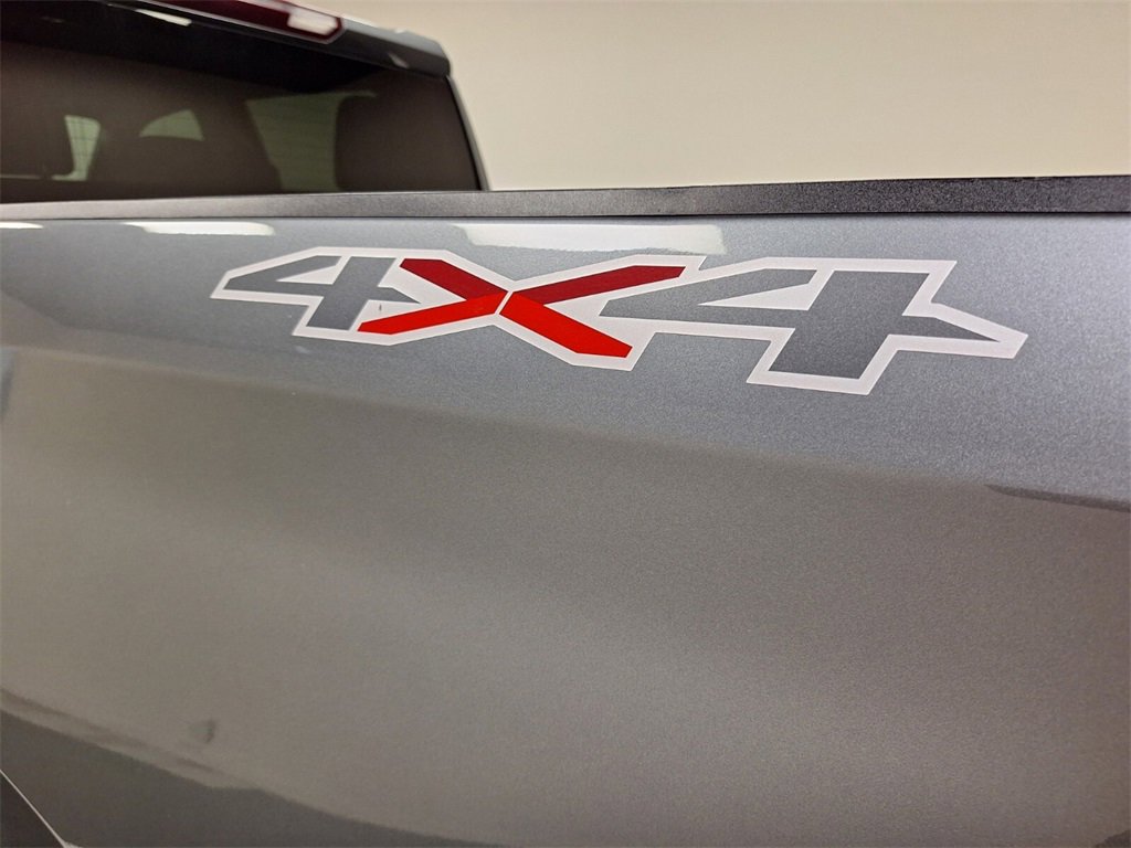 Used 2022 Chevrolet Silverado 1500 Custom w/ Safety Confidence Package image 24